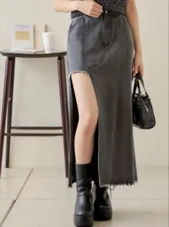 Chico ブラックタイトカットオフデザインデニムスカート