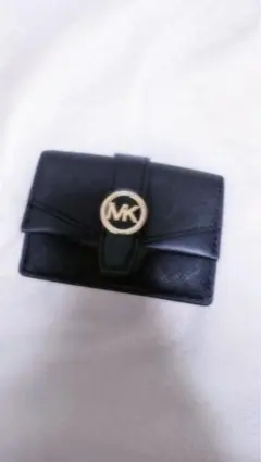 リ*3様 Michael Kors ブラック 三つ折り財布未使用に近い