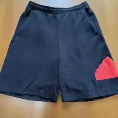 adidas メンズハーフパンツのサムネイル