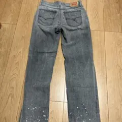 Levi's デニムパンツ グレー ペイント加工