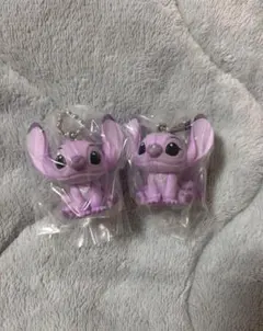 ガチャガチャ　ディズニー　カラーコレクションチャーム purple エンジェル