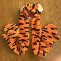 ディズニー ティガー 手袋　付　マフラー　 ファンキャップ