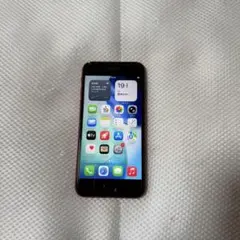美品 SIMフリー iPhoneSE 第3世代 128GB バッテリー