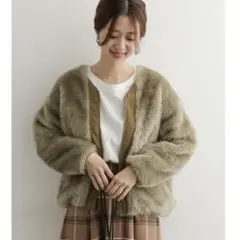 アーバンリサーチドアーズ　リバーシブルファーブルゾン　アダムエロペ、シップス