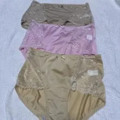 Item thumbnail for item c74502f3-ad81-4907-8dc7-727a2d61554b