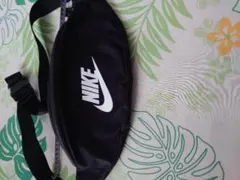NIKE　ボディバッグ　中古