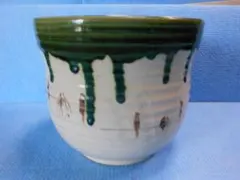 壺　緑と白の陶器 　茶道具