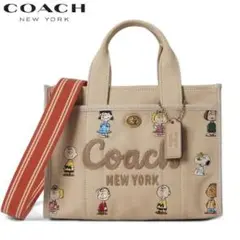 COACH コーチ カーゴトート 26　スヌーピーコラボベージュ　めるるさん着用