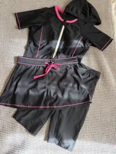 新品未使用 スポーツ水着4点セット