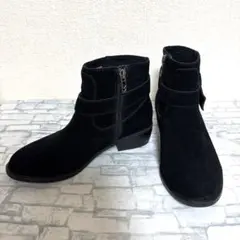 美品⭐︎スケッチャーズ　黒スエードショートブーツ22.5cmサイドジップのサムネイル