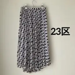 23区 プリーツスカートのサムネイル