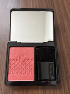 GUERLAIN ROSE AUX JOUES パウダーチーク ピンク 2025年最新】Guerlain