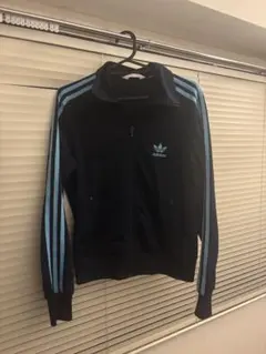 adidas ネイビー フルジップジャケット