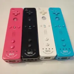 Wiiリモコンプラス 4本セット (ピンク, 黒, 白, 青)