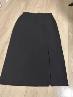 ブラック タイトロングスカート