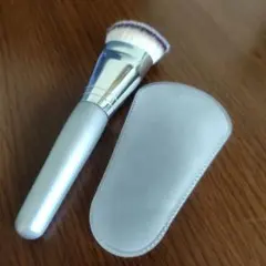 ロージーローザ マルチファンデブラシ【全ファンデーション対応メイクブラシ】