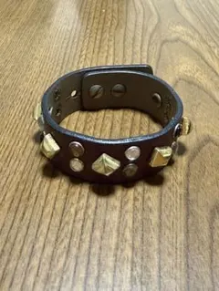 TOGA VIRILIS ウエスタンバックル レザーブレスレット レッド - メルカリ