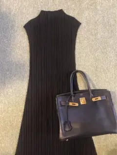 新品未使用✨プリーツロングワンピース　パリ16区　ブラック　M
