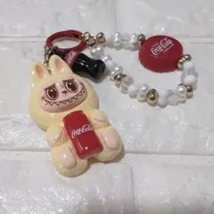 コカ・コーラ ラブブ風ストラップ　赤