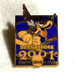 【希少・美品】TDL東京ディズニーランド 西暦2000年大晦日・ピンバッジのサムネイル