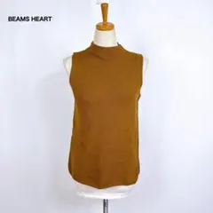 BEAMS HEART ノースリーブモックネックニット キャメル M相当のサムネイル