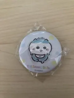 ちいかわbabyおねんね缶バッジ　ハチワレ