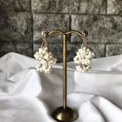 Item thumbnail for item 52679c8c-b3fc-47f7-abac-5b78cf221002