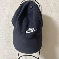 Nike ネイビーキャップ ロゴ刺繍