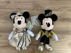 新品未使用　ディズニー フォレストシアター　ミッキー&ミニーぬいぐるみバッジ