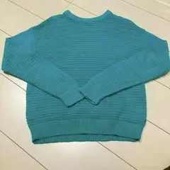 緑 ドロップショルダー ニット