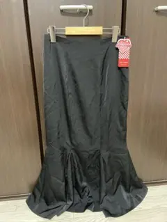 ブラック フレアスカート 新品タグ付きのサムネイル