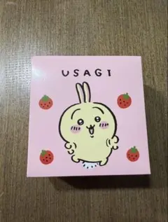 香港限定ちいかわ セブンイレブン まんまる目 うさぎ マスコット