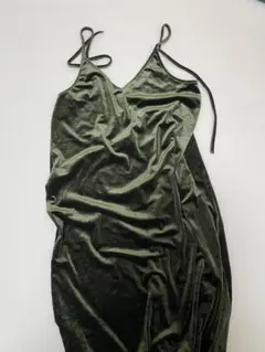 オリーブグリーン ベルベット キャミワンピース　フリークスストア