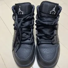 【美品】jordan1 ジョーダン1 スニーカー　トリプル 黒ブラック　23.5