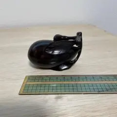 木製なすびデザインの小物入れ