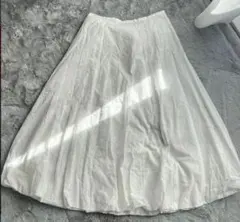 ZARA エンブロイダリーバルーンスカート