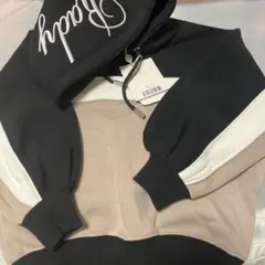 フード付きロゴパーカー 黒/ベージュ　ちびrady