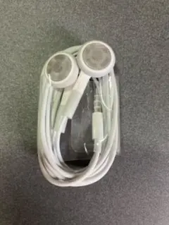 ホワイト イヤフォン 音量調整機能、3.5mmジャック