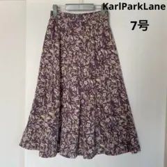 カールパークレーン　花柄プリントフレアスカート（紫色）　ハギフレア　7号
