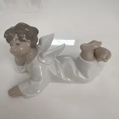 リヤドロ LLADRO 4541 横たわる天使 エンジェル フィギュリン 陶器 リヤドロ LLADRO 4541 横たわる天使 エンジェル フィギュリン 陶器