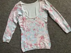 GUESS 花柄Tシャツのサムネイル