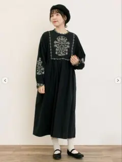 美品⭐︎配色刺繍ワンピース Samansa Mos2 ワンピース・ブラック　S