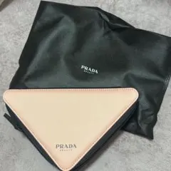 新品未使用プラダビューティー♡ピンクトライアングルポーチノベルティ