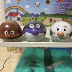 おっきなマスコット3個