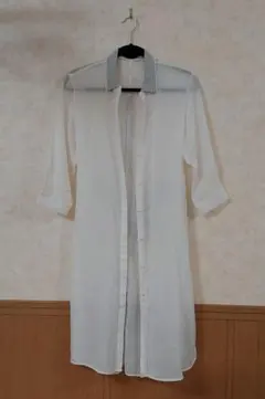 ファイブフォックス　ロングブラウス(麻)のサムネイル