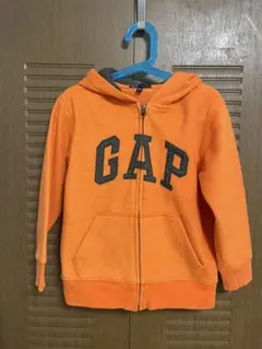 子供　パーカー　GAP 120 オレンジ