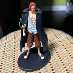 ワンピース シャンクス フィギュアのサムネイル