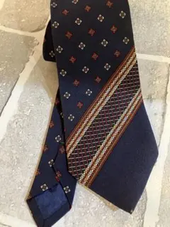 Item thumbnail for item e6d08b39-ab2c-4e7f-beb4-068c597273b3