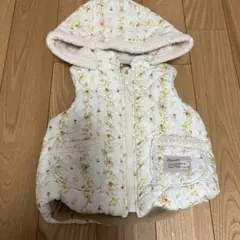 80サイズ　訳あり　Biquette 花柄 キルティング フード付きベストのサムネイル