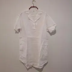 リネン白半袖　UNIQLOサイズM